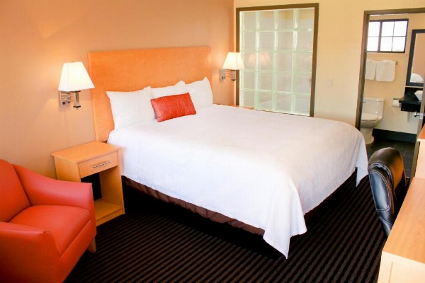 Regency Inn image 33